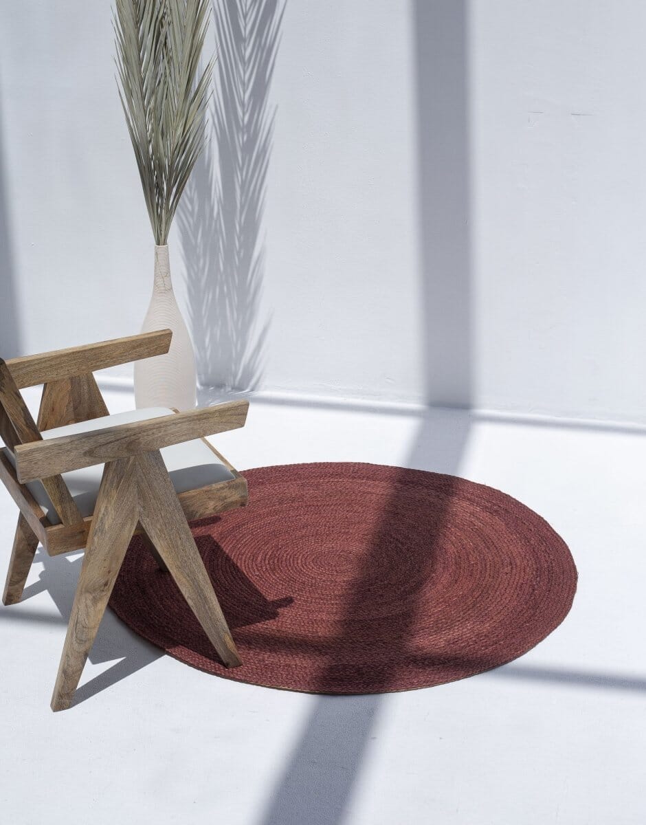 Scarlet Serenity - Braided Round Rug (3 Sizes) Braided -- Braided Rug Homekode