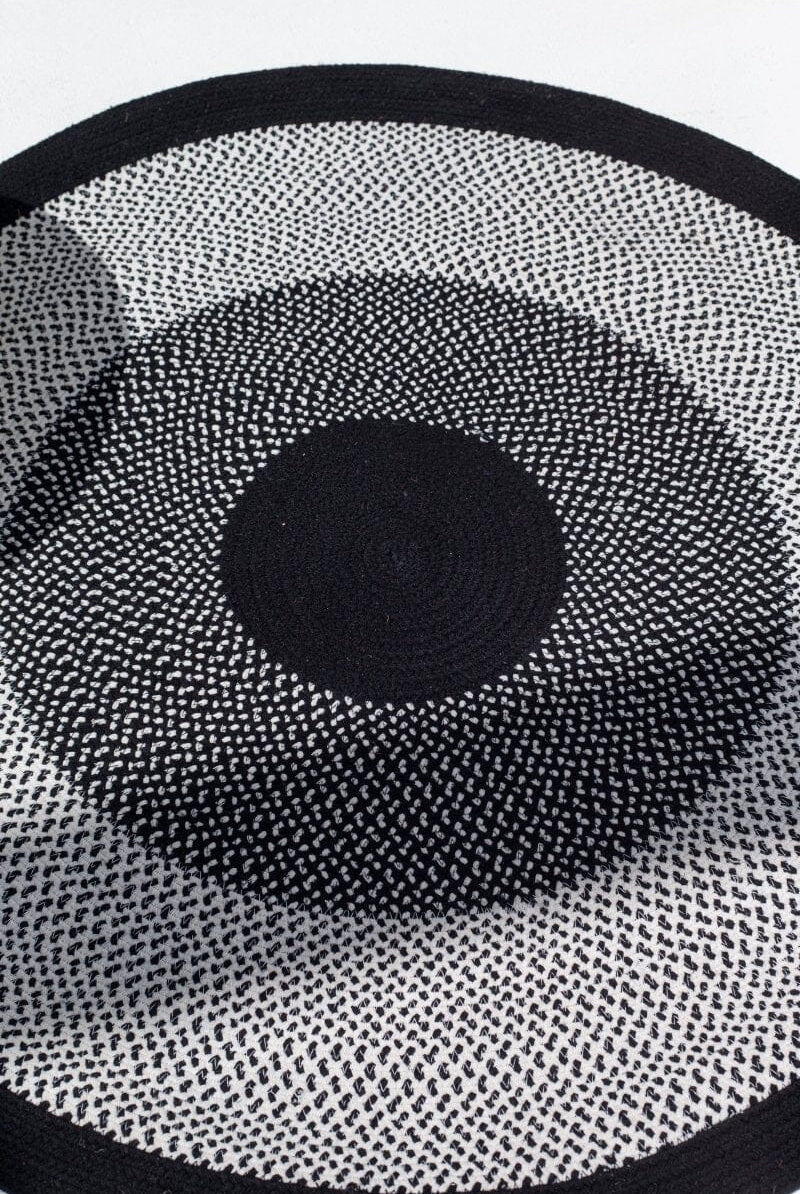 Monochrome Vision - White & Black Braided Rug (3 Sizes) Braided -- Braided Rug Homekode