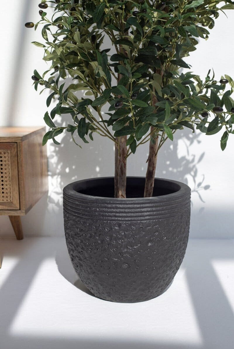 Black Terracotta Pot (3 Sizes)