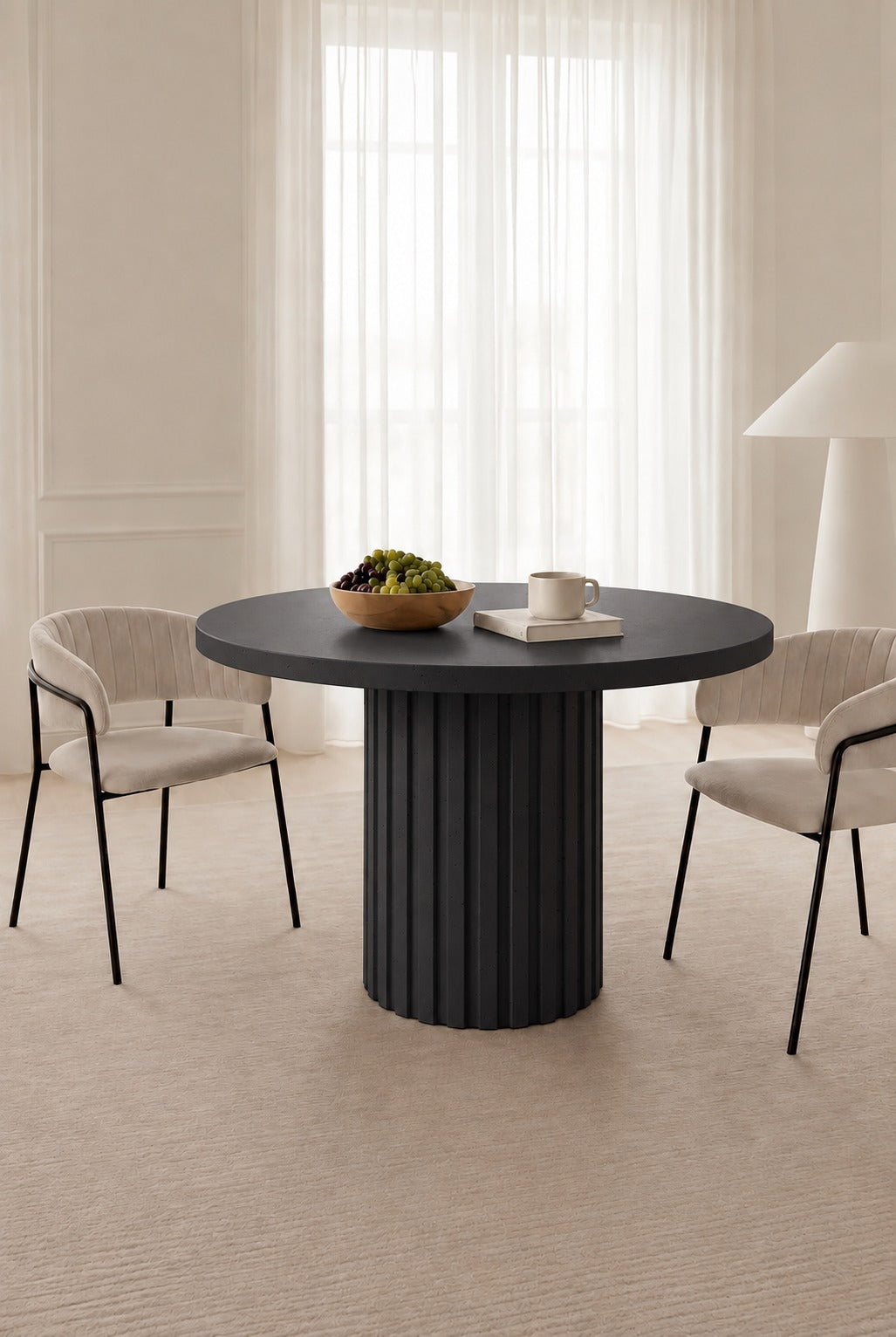 Fiorenne Black Microconcrete Round Dining Table