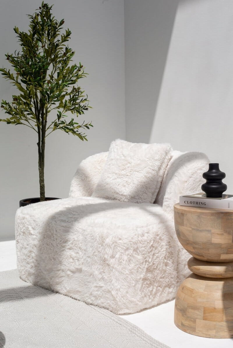 Fleur Off-White Fur Lounge Sofa Chair