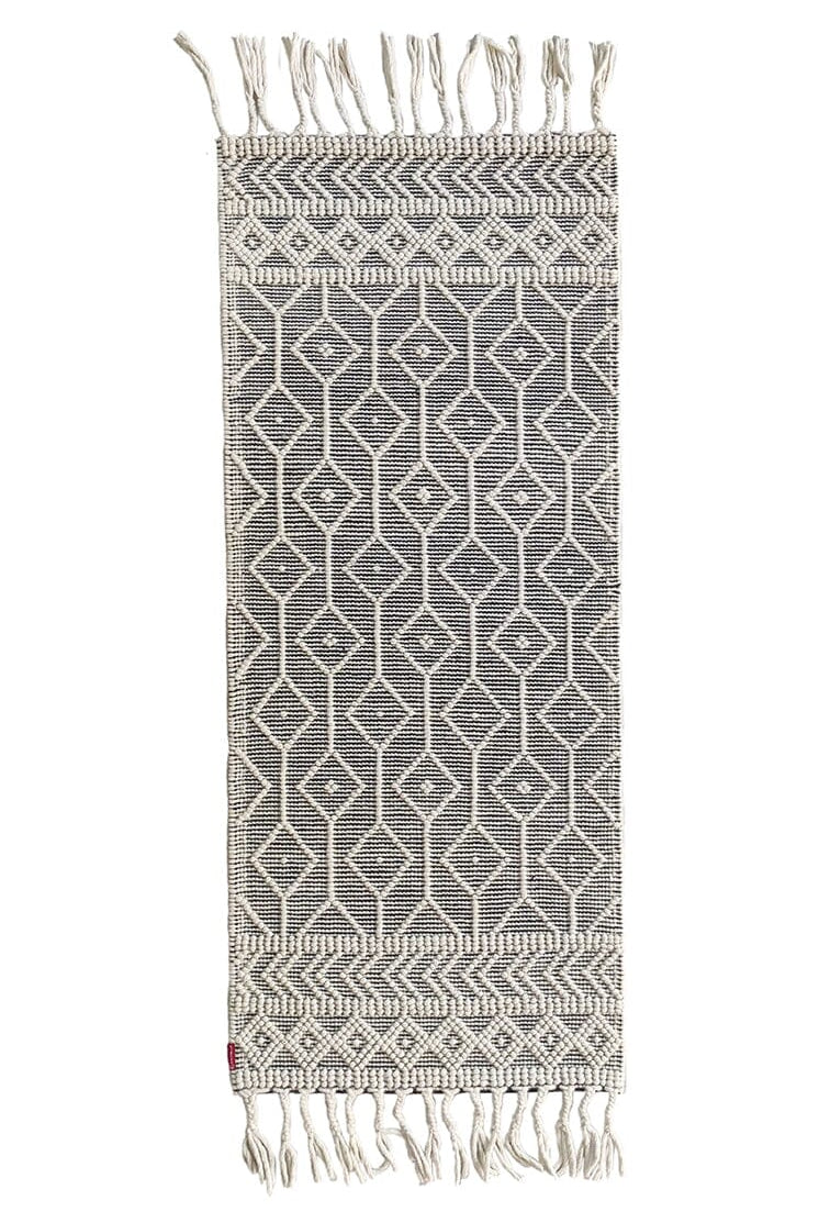 Natural White & Black Woven Rug (200x80 CM)