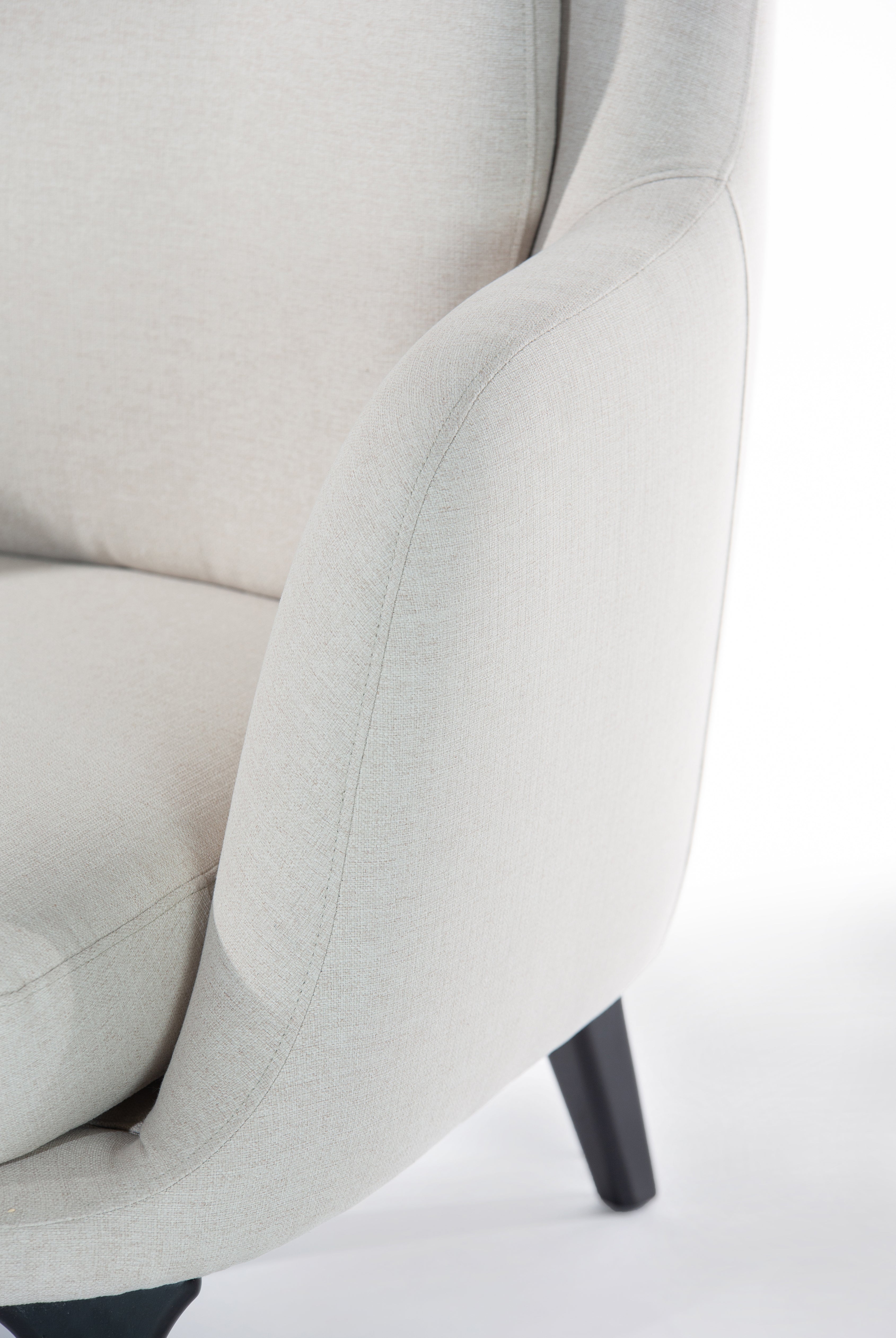 Kaelith Lounge Chair