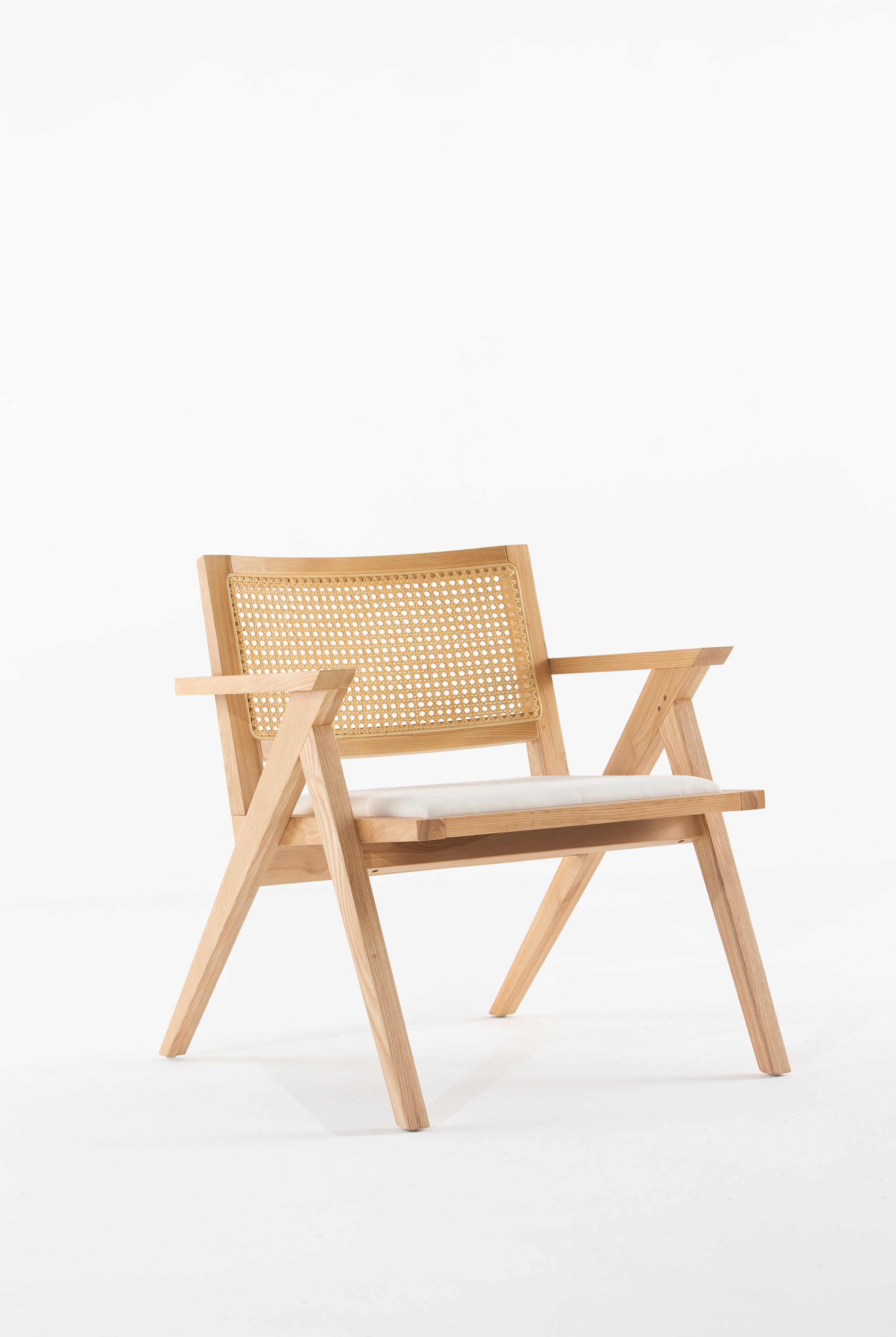 Orlo Wooden Lounge Chair
