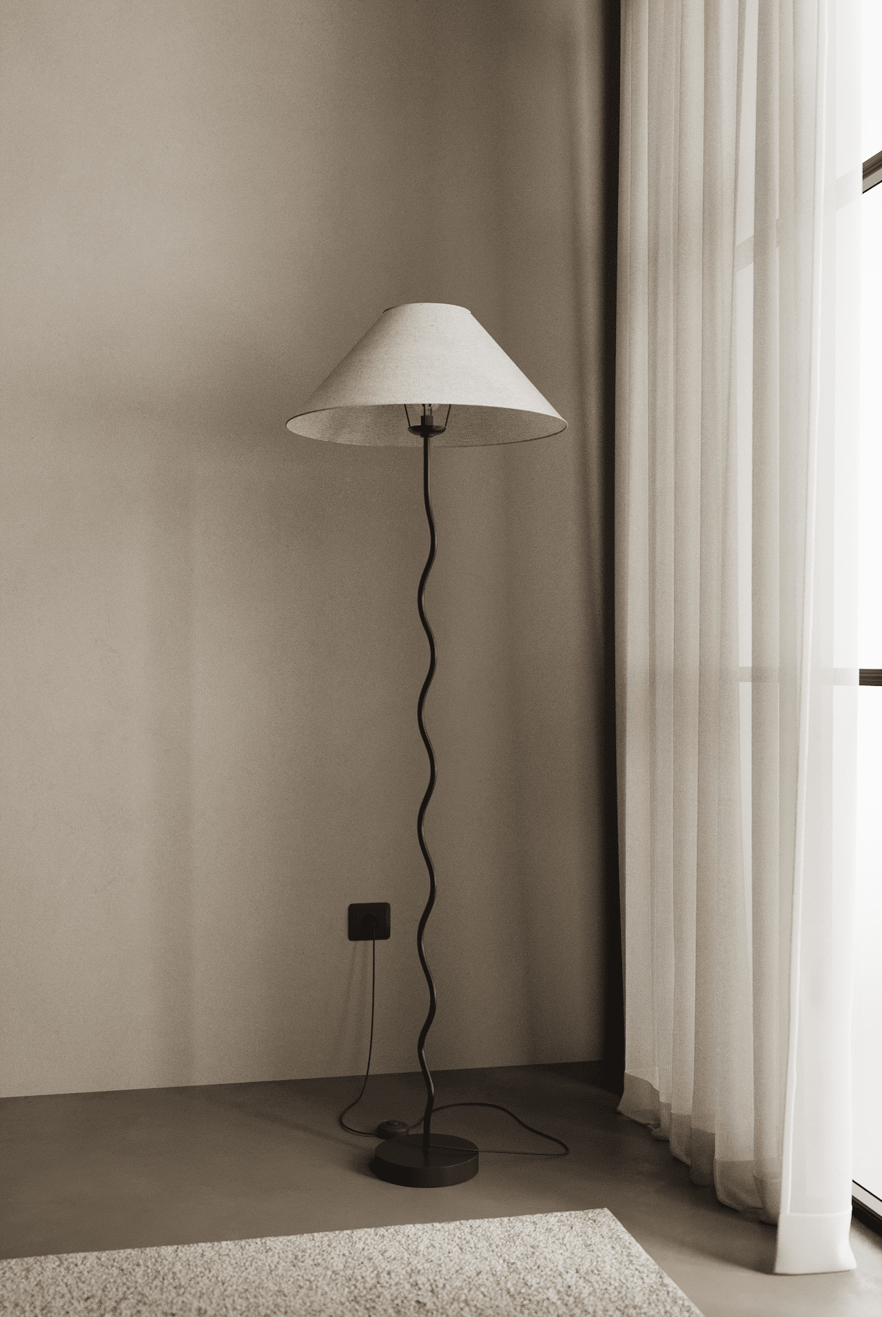 SineWave Floor Lamp
