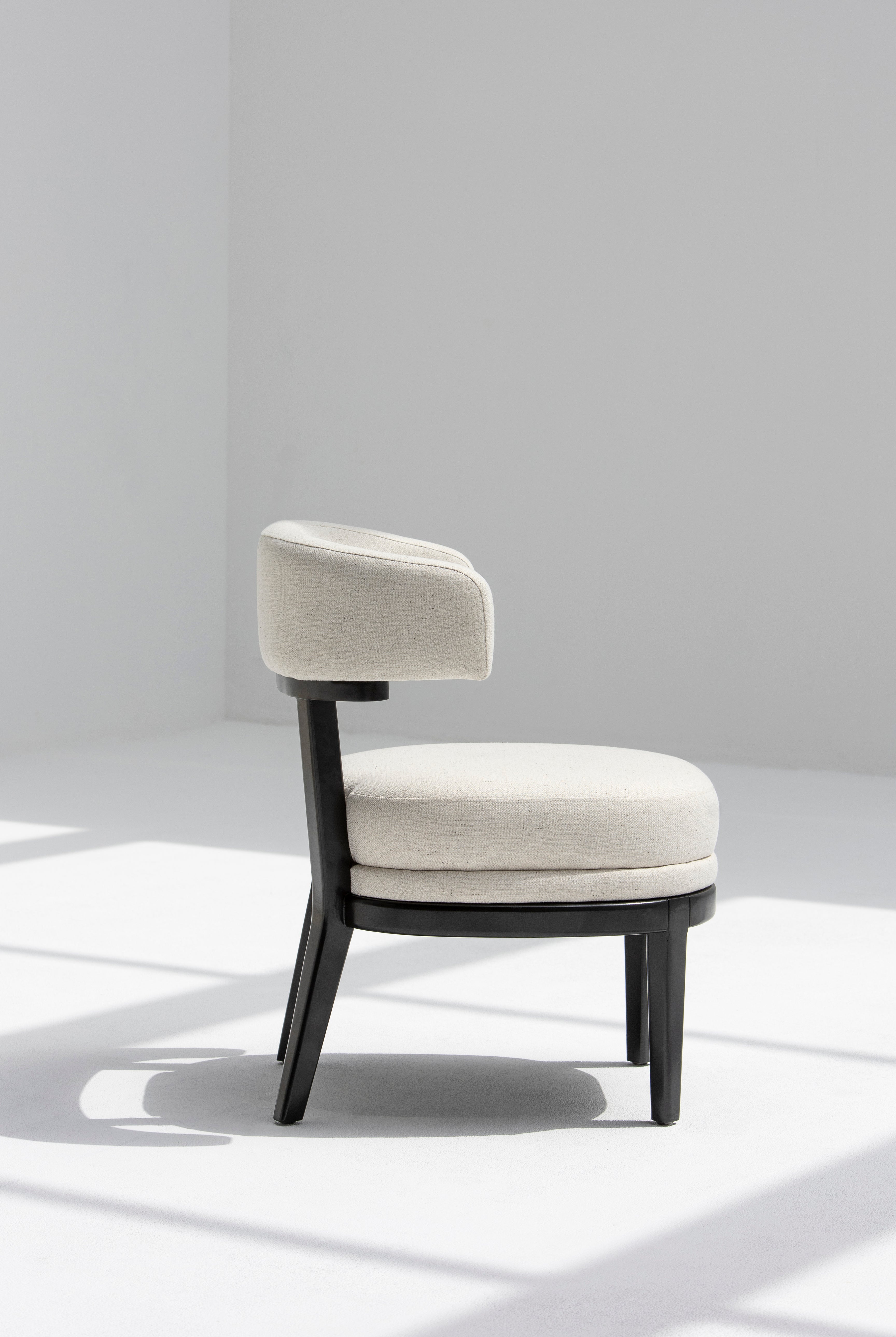 Valencia Lounge Chair