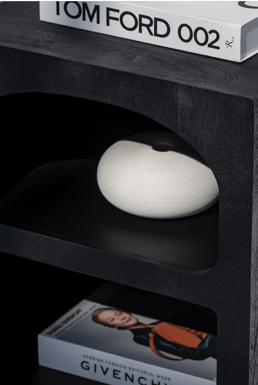 White Flat Round Ceramic Vase (7x15 CM)