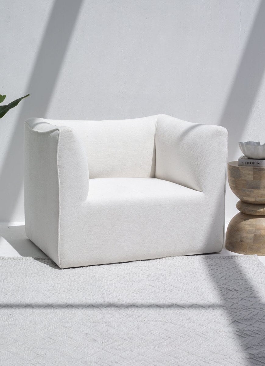 Zayla Lounge Chair With High Arms