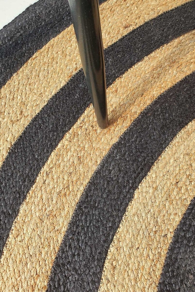 Cosmic Centerpiece - Bullseye Braided Jute Round Rug (200 CM)