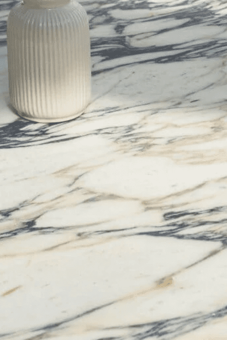 Arizona Viola Oval Coffee Table