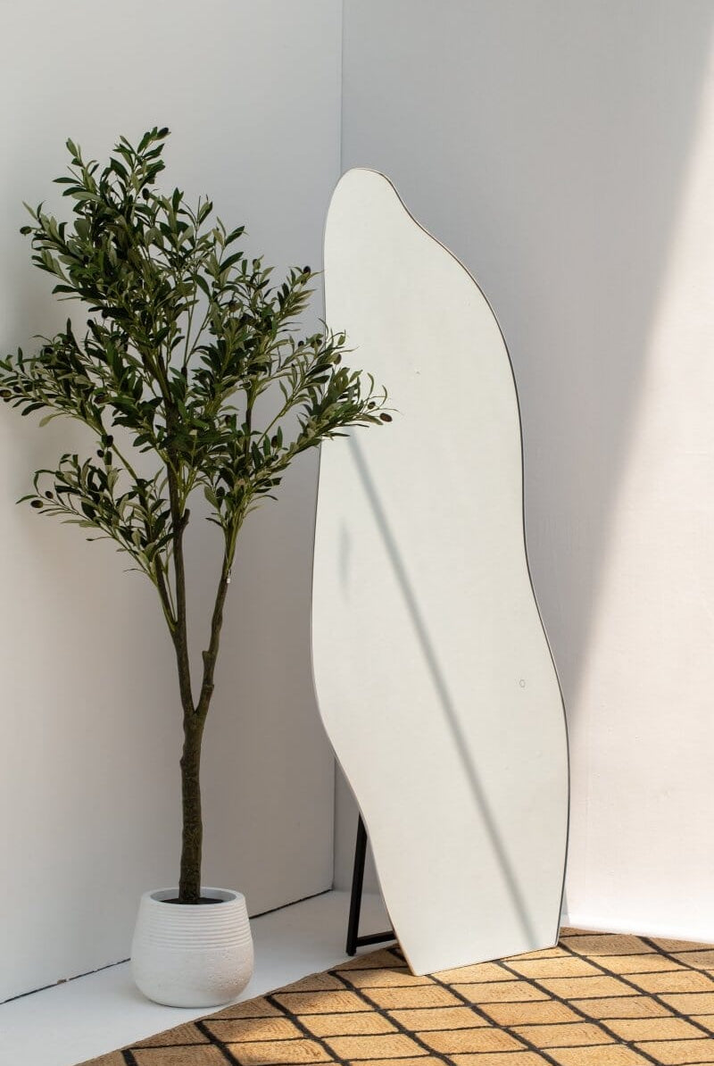 Odessa Irregular Silver Fr Mirror with Back LED (2 Sizes) Homekode