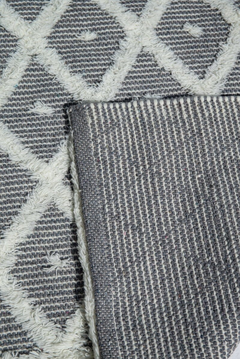 White Diamonds - Grey Woven Rug (6 Sizes)