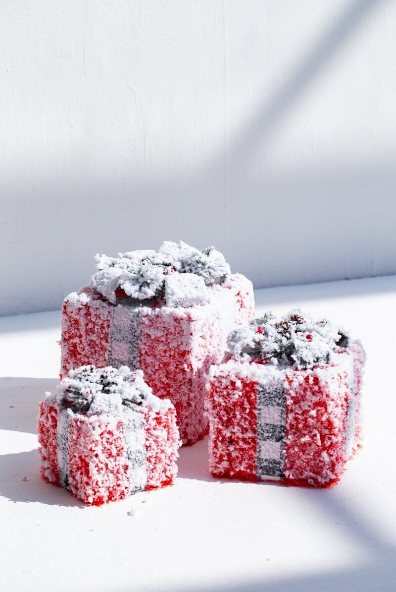 Set of 3 Light Up Red Snowy Present Boxes Homekode