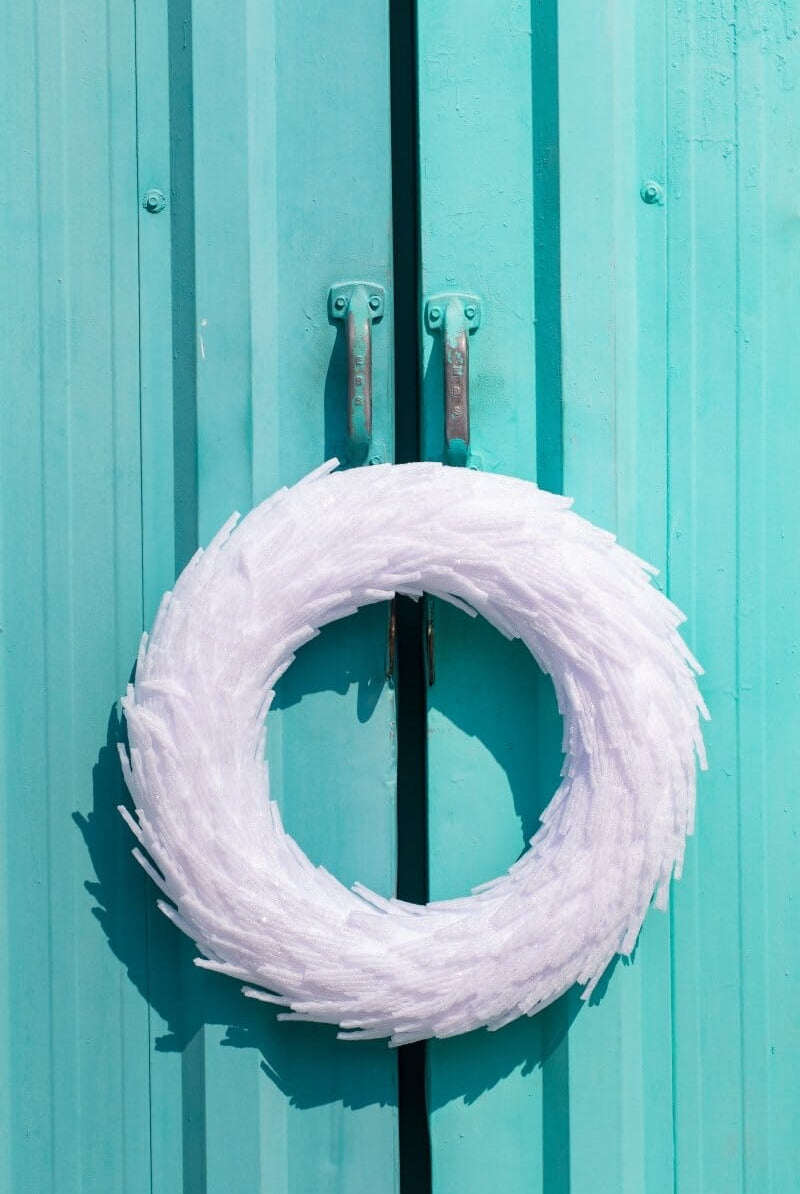 Snow Christmas Wreath Homekode