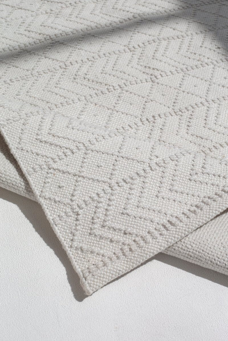 Bohemian Snowflake - Woven Rug (4 Sizes)