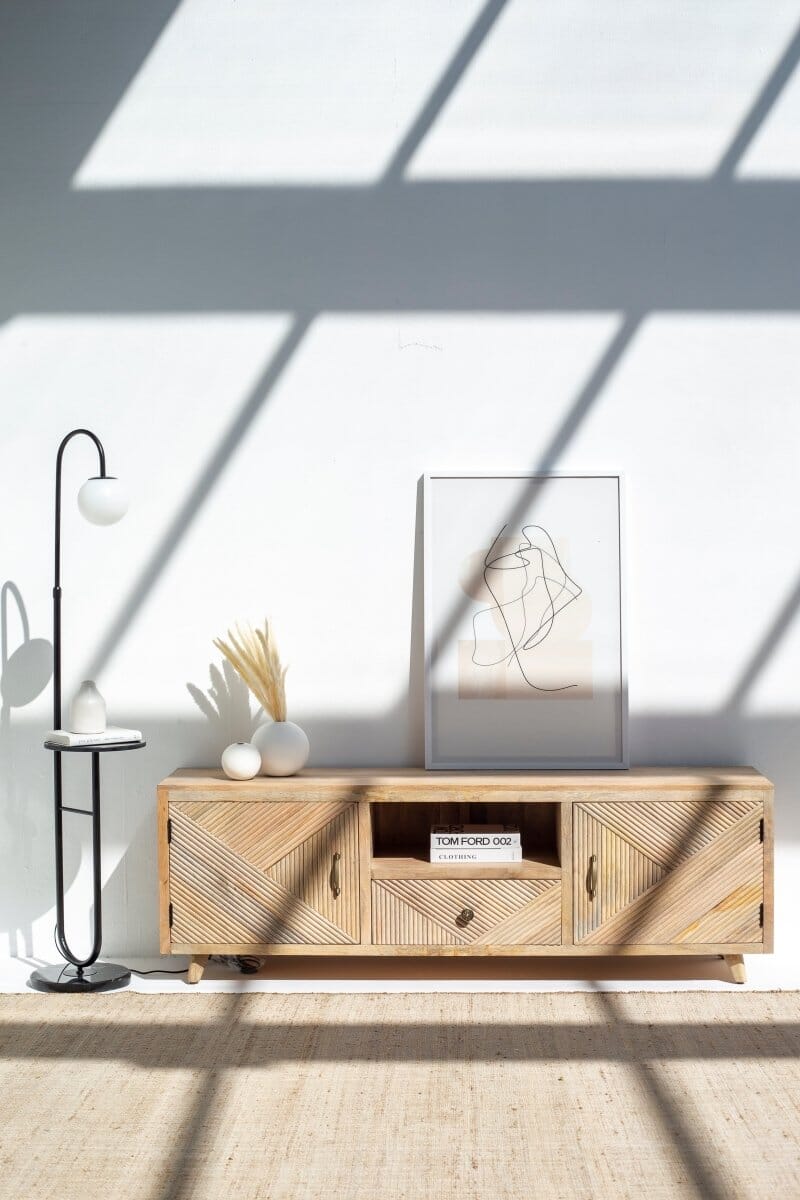 Everlie Wooden Media Unit