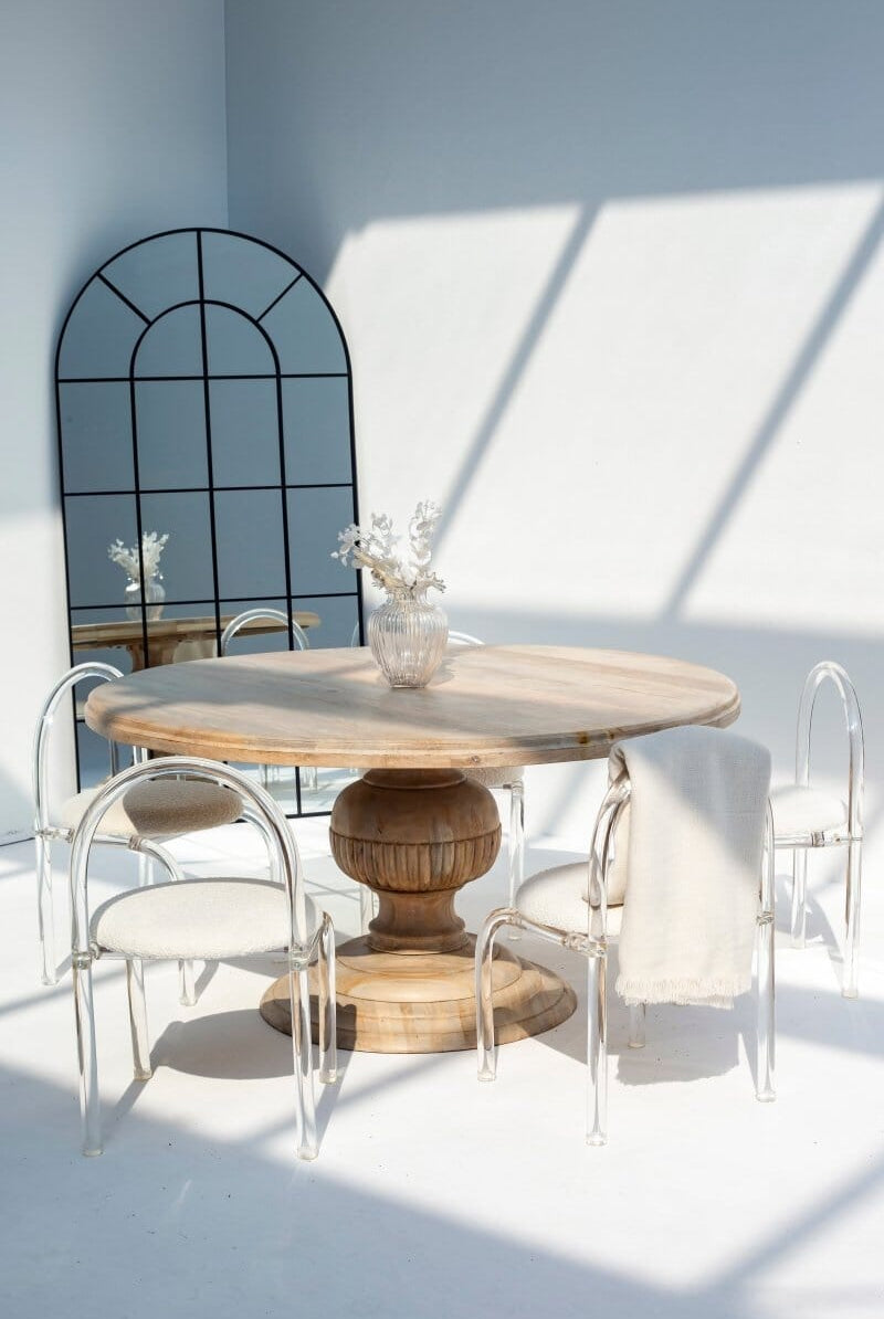 Giselle Wood Dining Table with Hourglass Leg (2 Sizes) Dining Tables Homekode