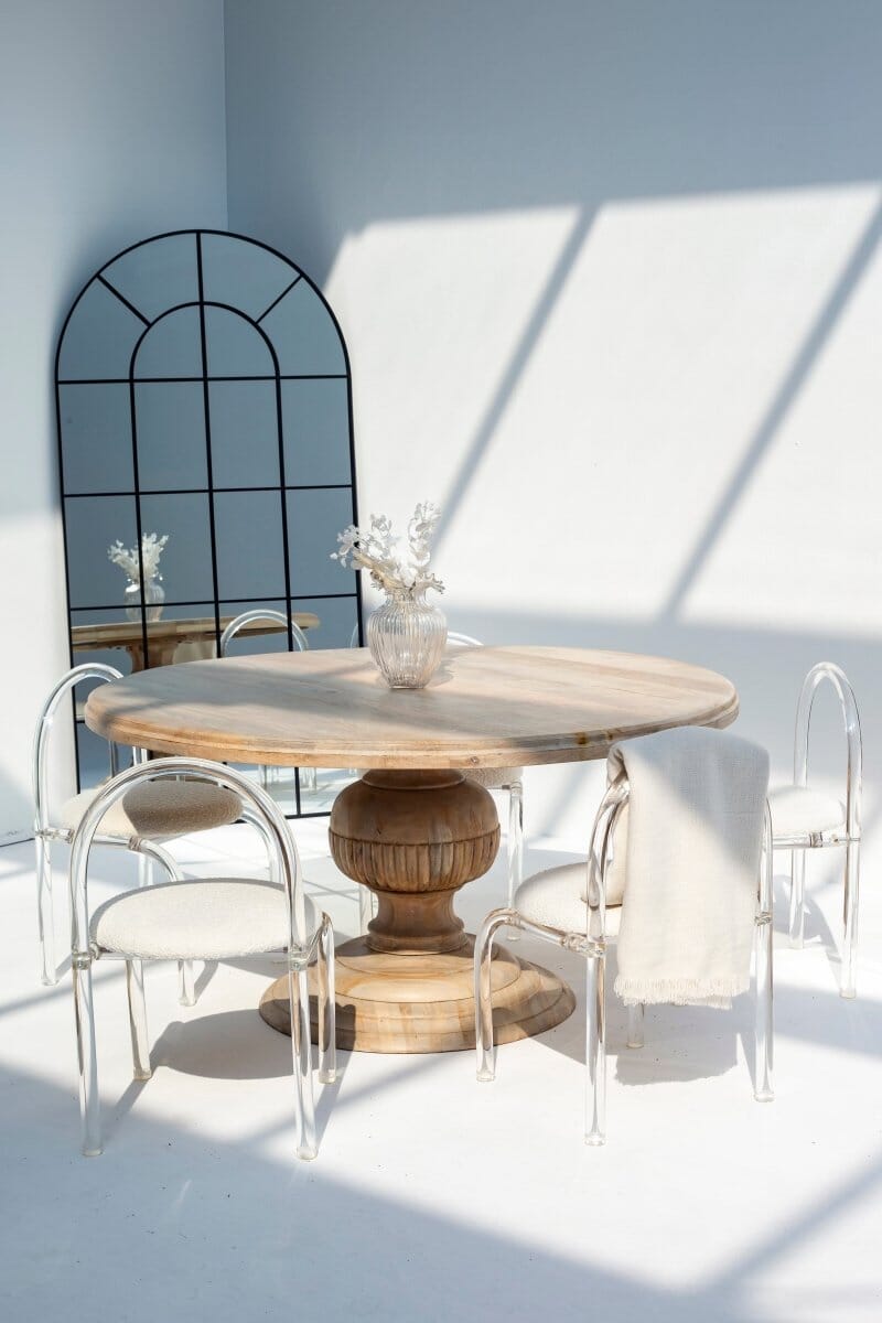 Giselle Wood Dining Table with Hourglass Leg (2 Sizes) Dining Tables Homekode