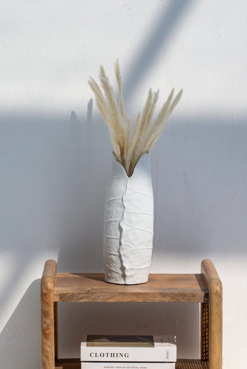 Leaf Shaped White Ceramic Vase (2 Sizes)