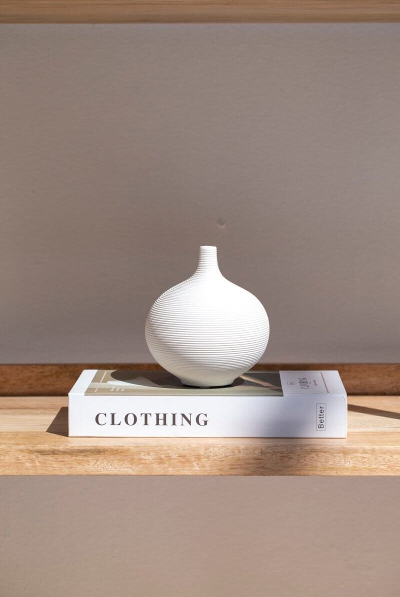 Minimalist Round Shape Ceic Vase (3 Sizes)