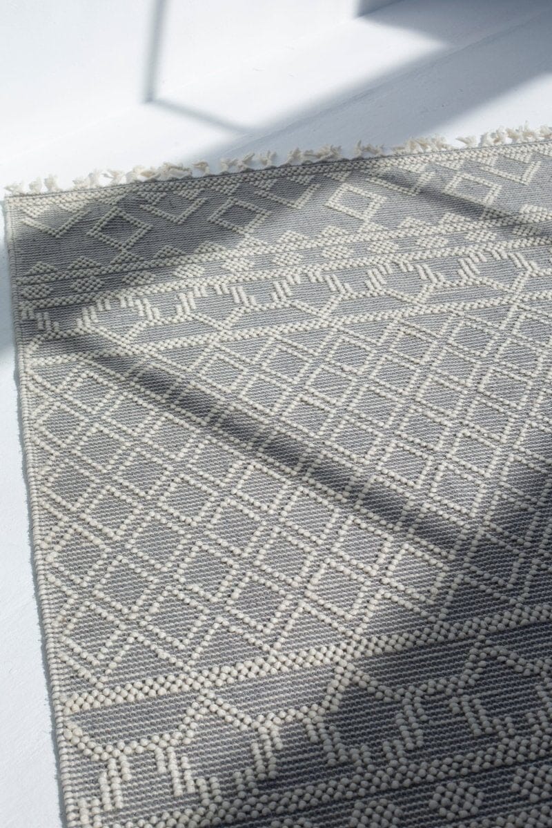 Azure Patterns - Natural Blue & White Woven Rug (6 Sizes)