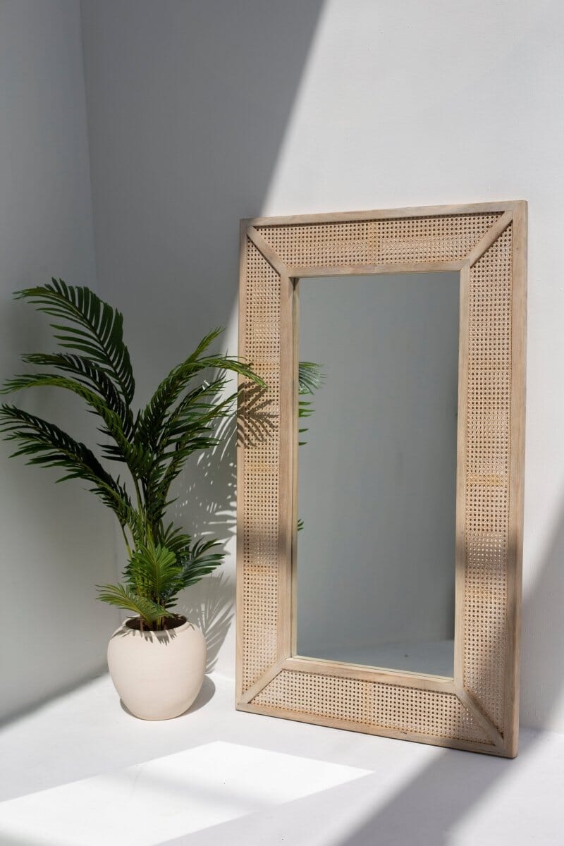 Oval Off White Ceramic Vase (3 Sizes) Homekode