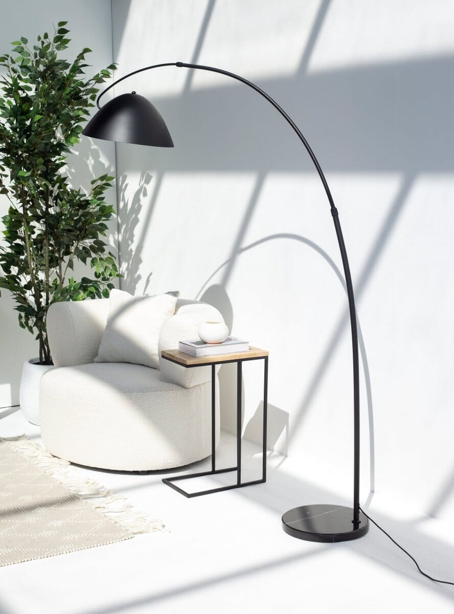 Curve Black Floor Lamp
