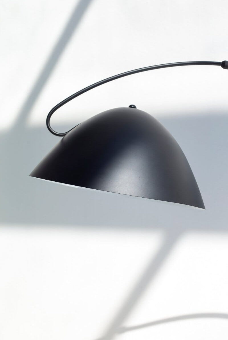 Curve Black Floor Lamp
