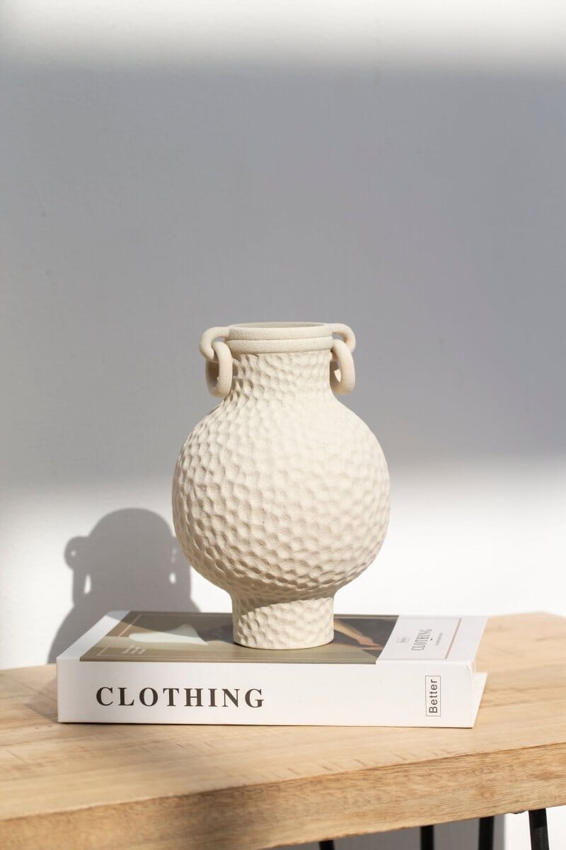 Creamy Jar Ring Ear Vase (2 Sizes)