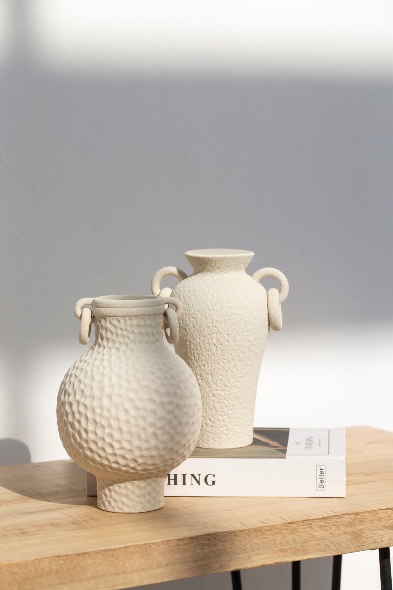 Creamy Jar Ring Ear Vase (2 Sizes)