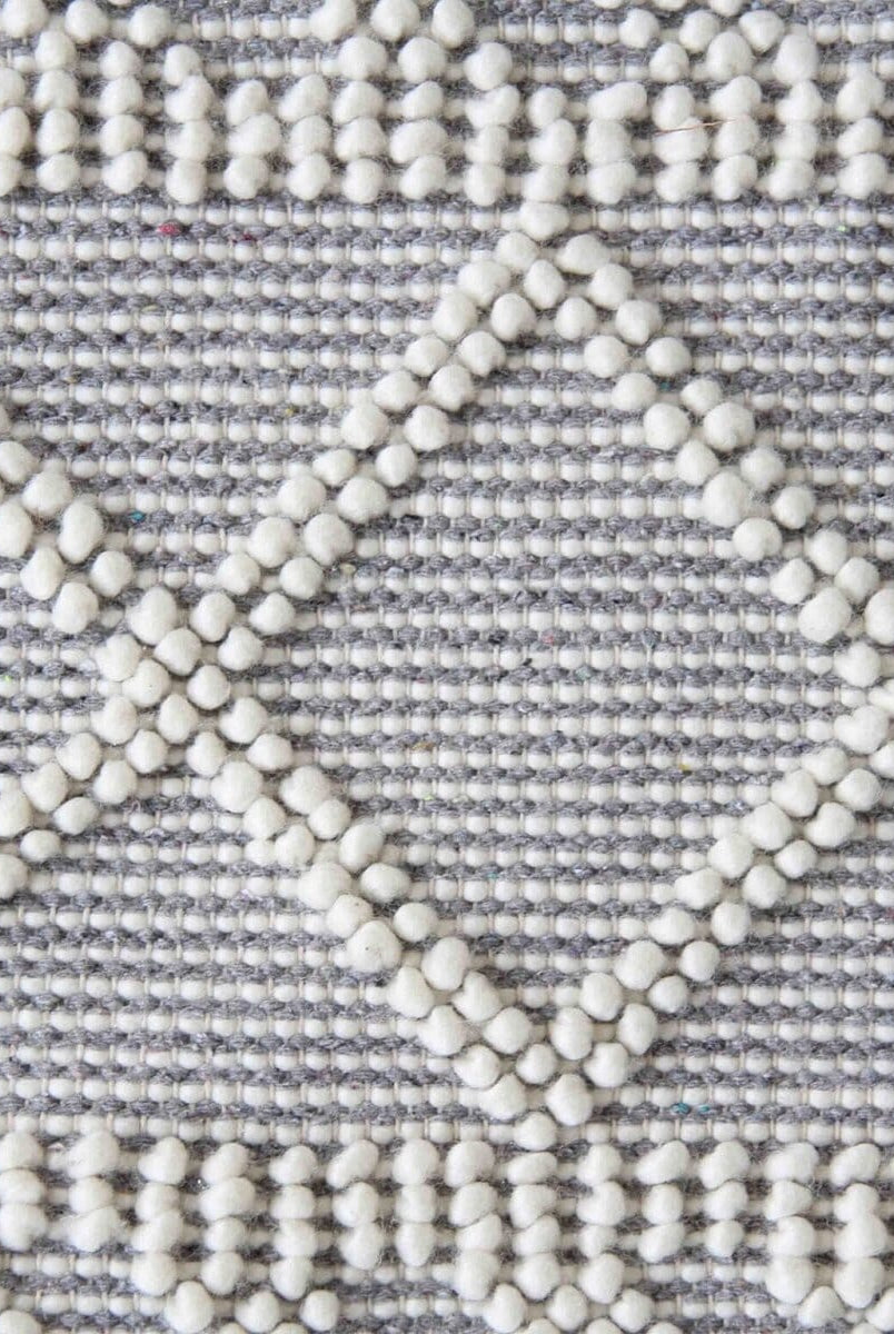 Seaside Elegance - Tassels Natural White & Blue Woven Rug (2 Sizes)