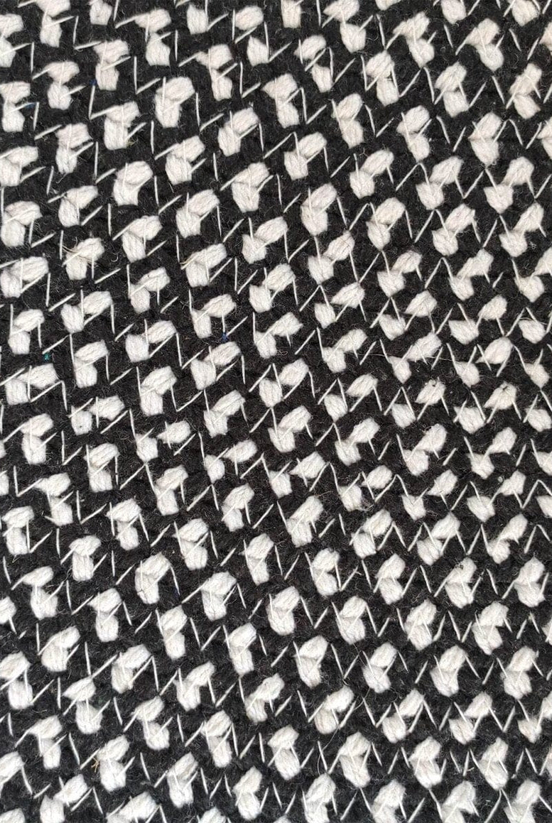 GeoWeave - White & Black Braided Round Rug (3 Sizes)