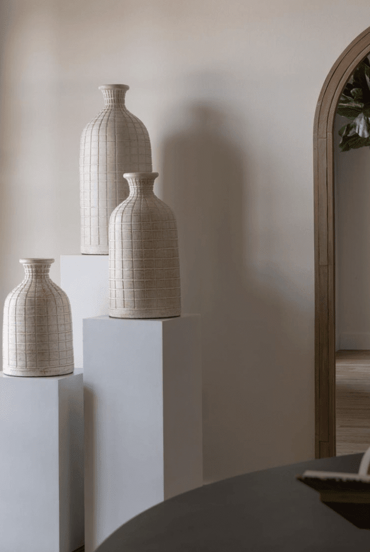 Zelda White MDF Plinths (3 Sizes) MUZ Homekode