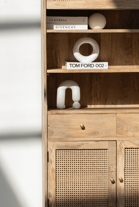 U Shape White Ceramic Sculpture (16x18 CM)