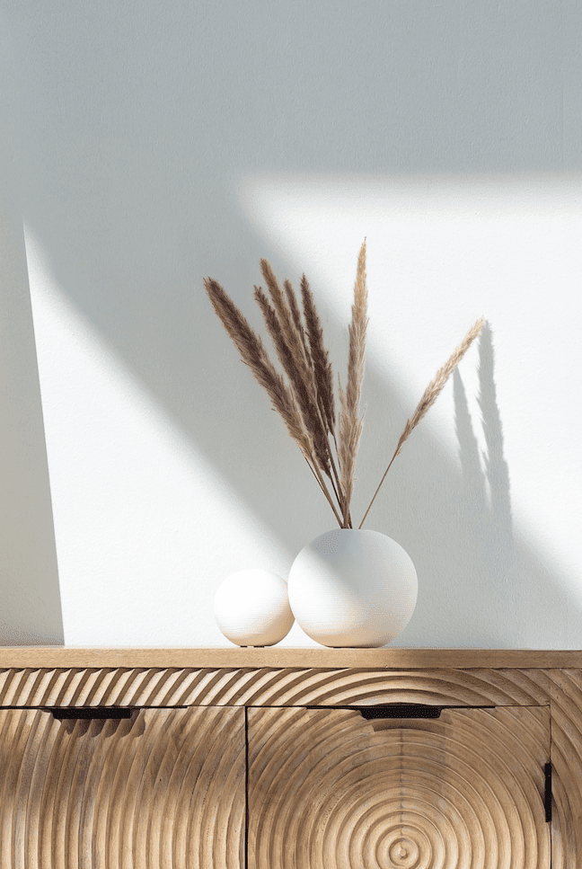 Round Ceramic Off-White Vase (2 Sizes)