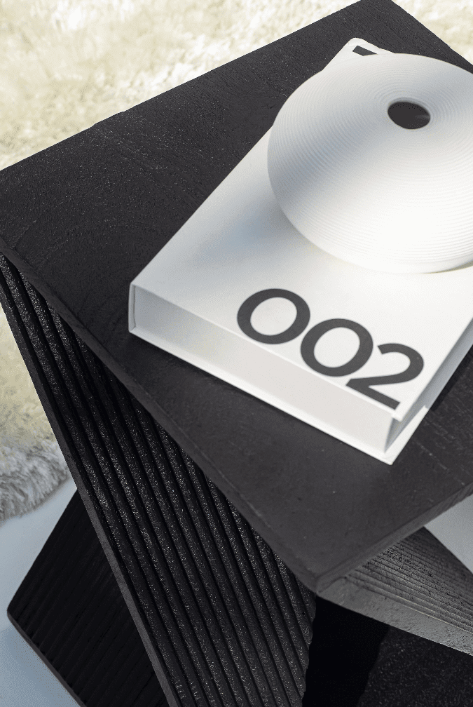 White Flat Round Ceramic Vase (7x15 CM)