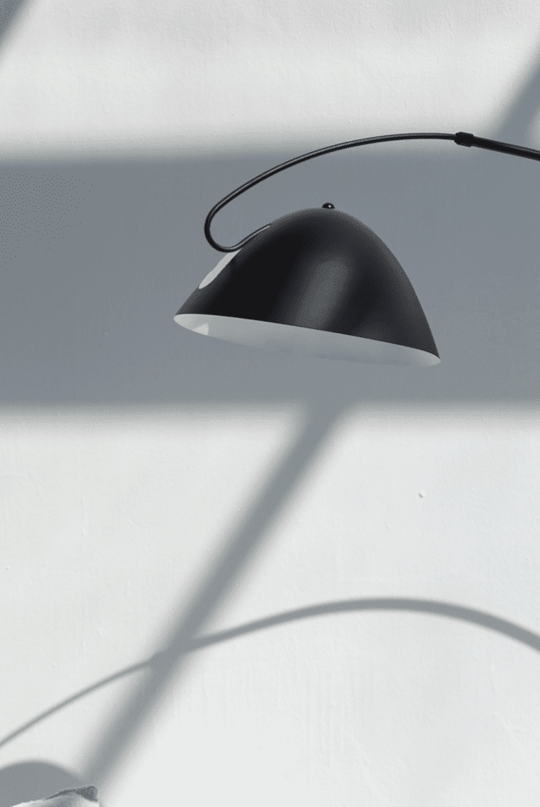 Curve Black Floor Lamp