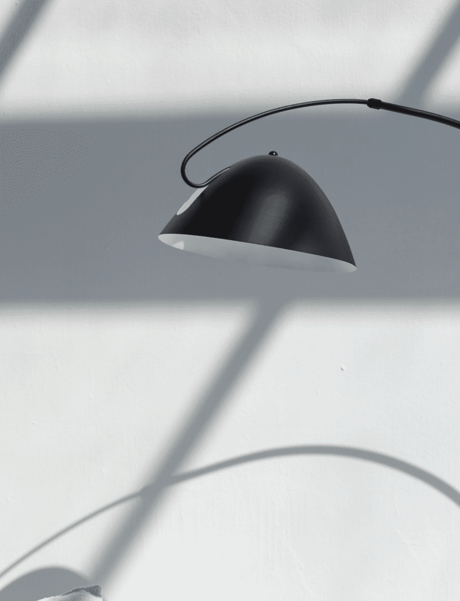 Curve Black Floor Lamp