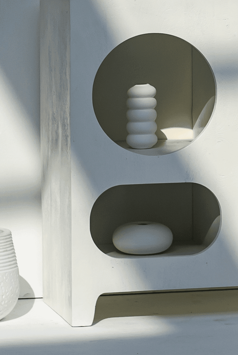 White Flat Round Ceramic Vase (7x15 CM)