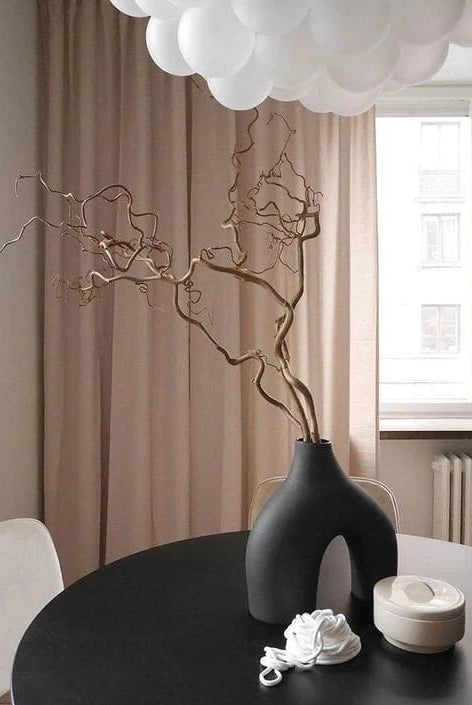 Black Ceramic Legged Vase (24x23 CM)