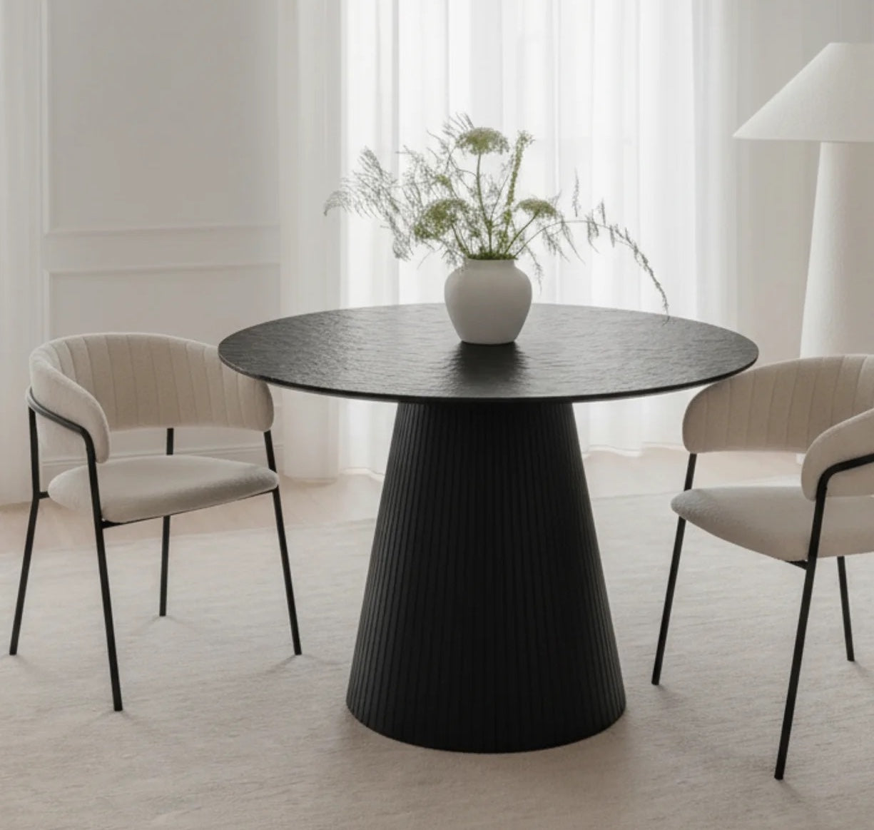 Stylish Round Dining Tables to Make Your Dining Room Look New