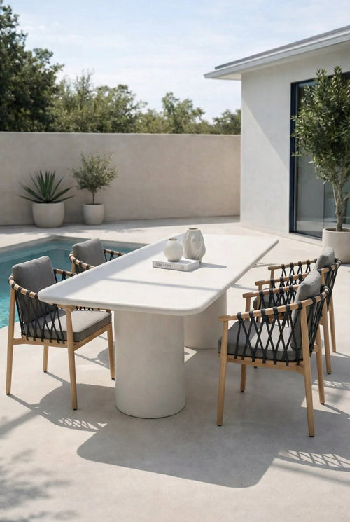 Outdoor Dining Tables