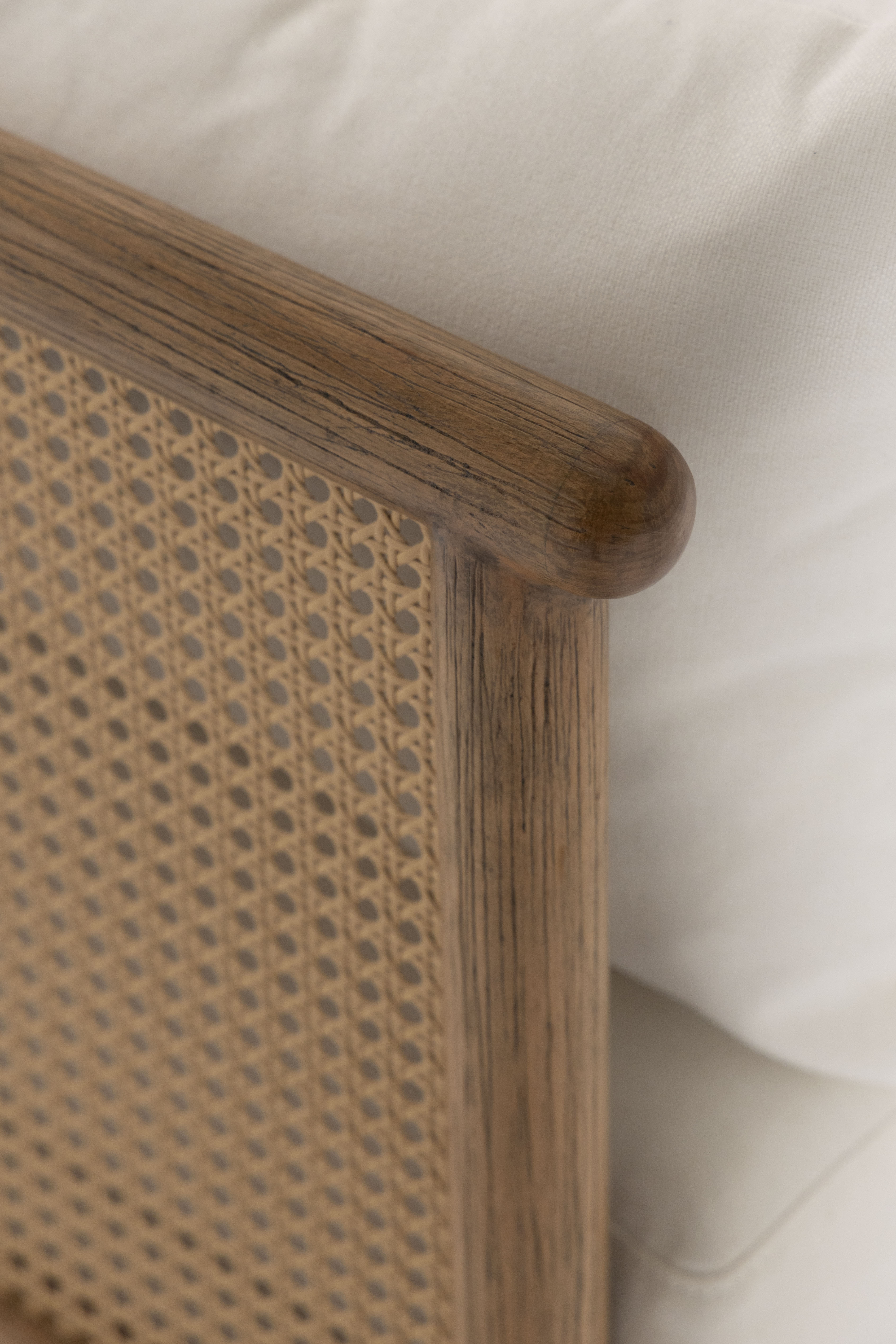 Almea Wooden Lounge Chair