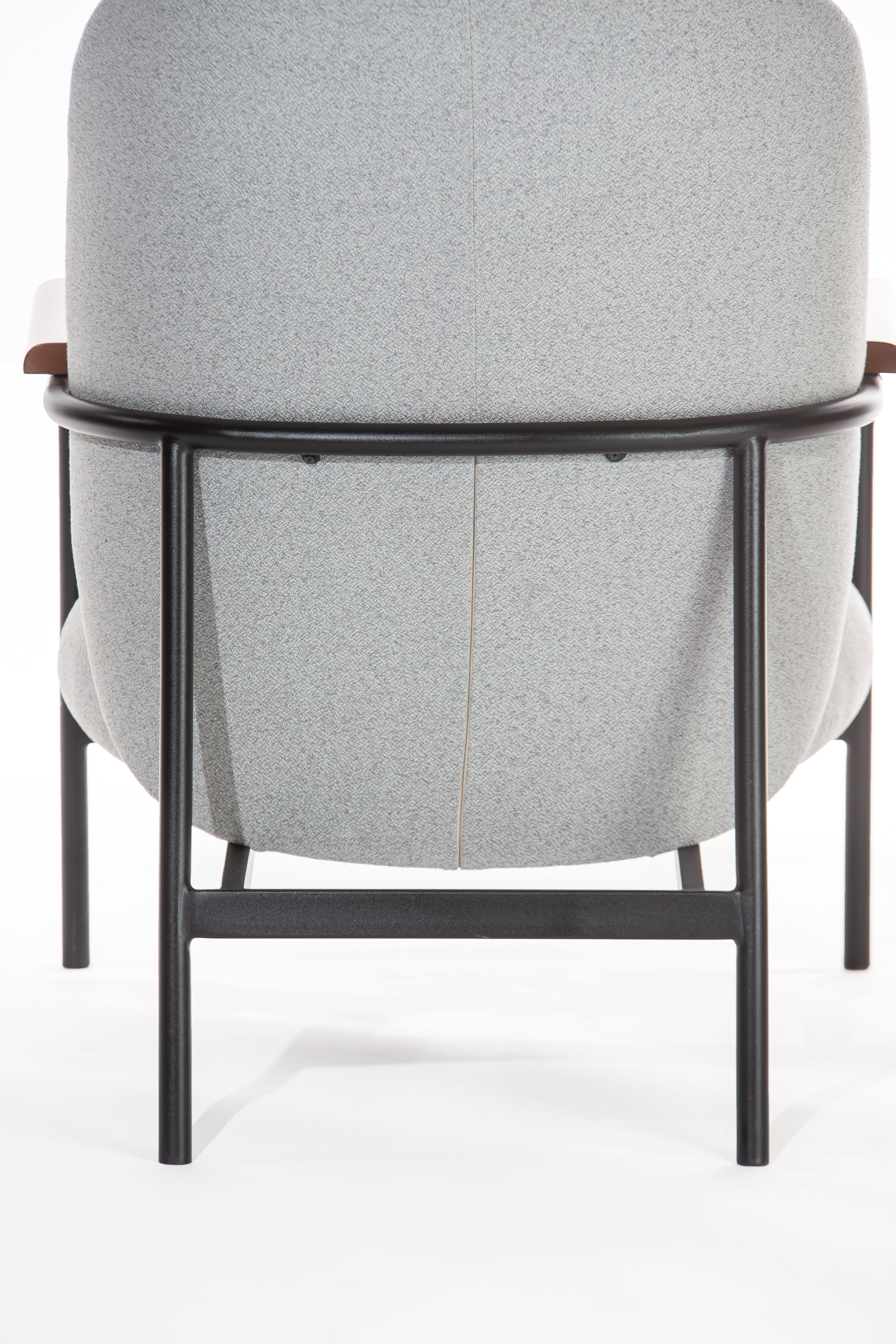 Amelise Lounge Chair