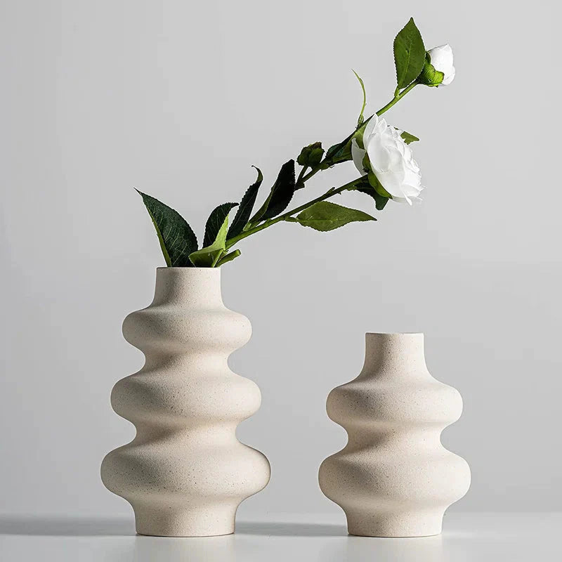 Curvy Ceramic Off-White Vase (3 Sizes)