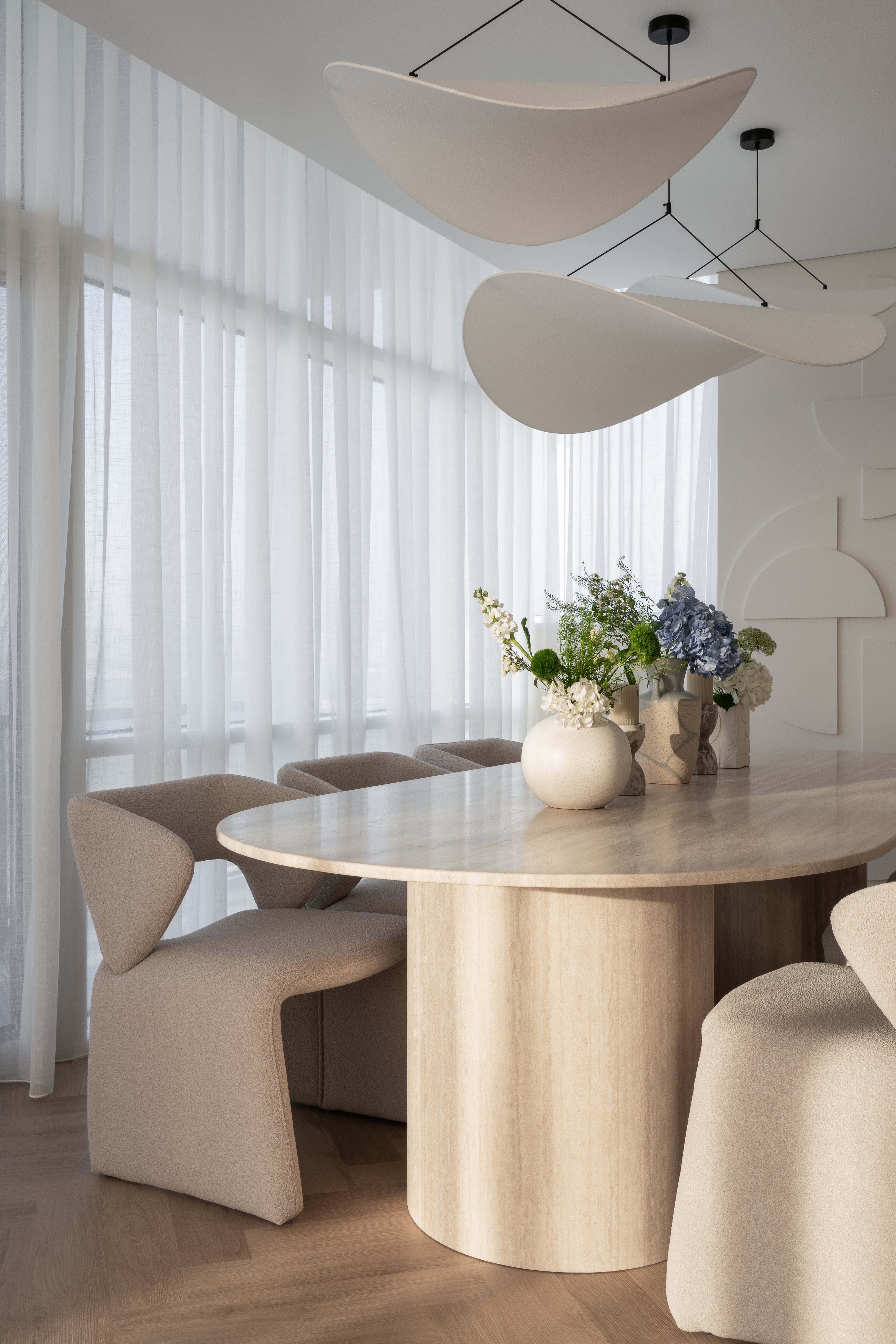 Half moon dining table and chairs online