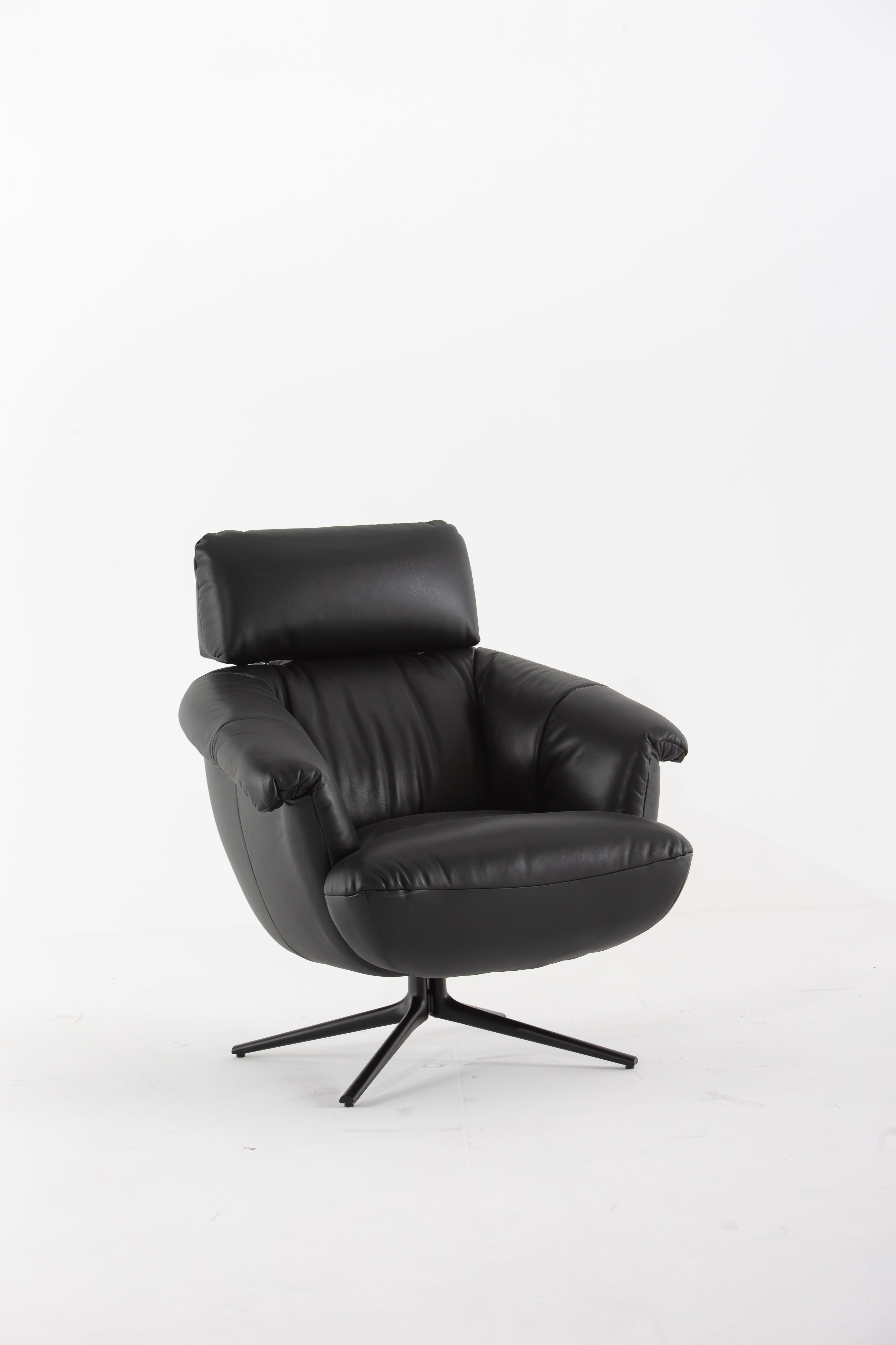 Dominia Leather Sofa Chair