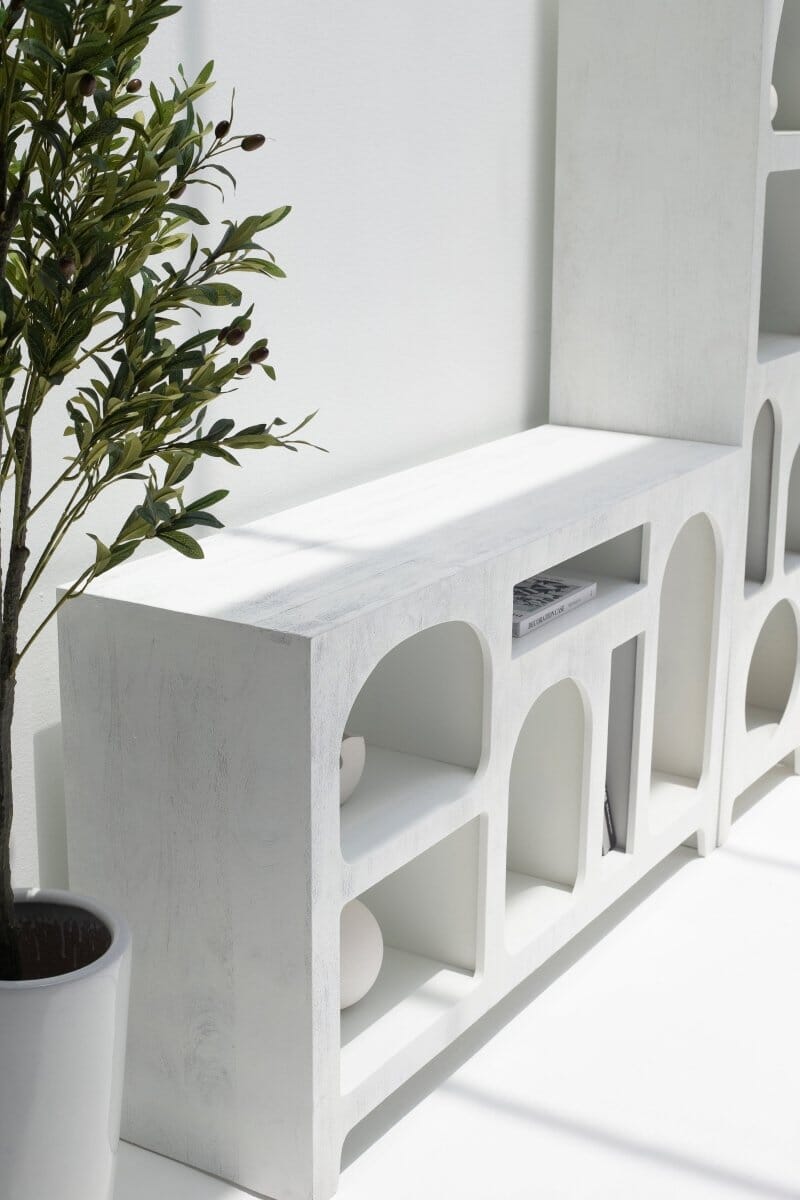 Vilnius White Painted Display Console Homekode 