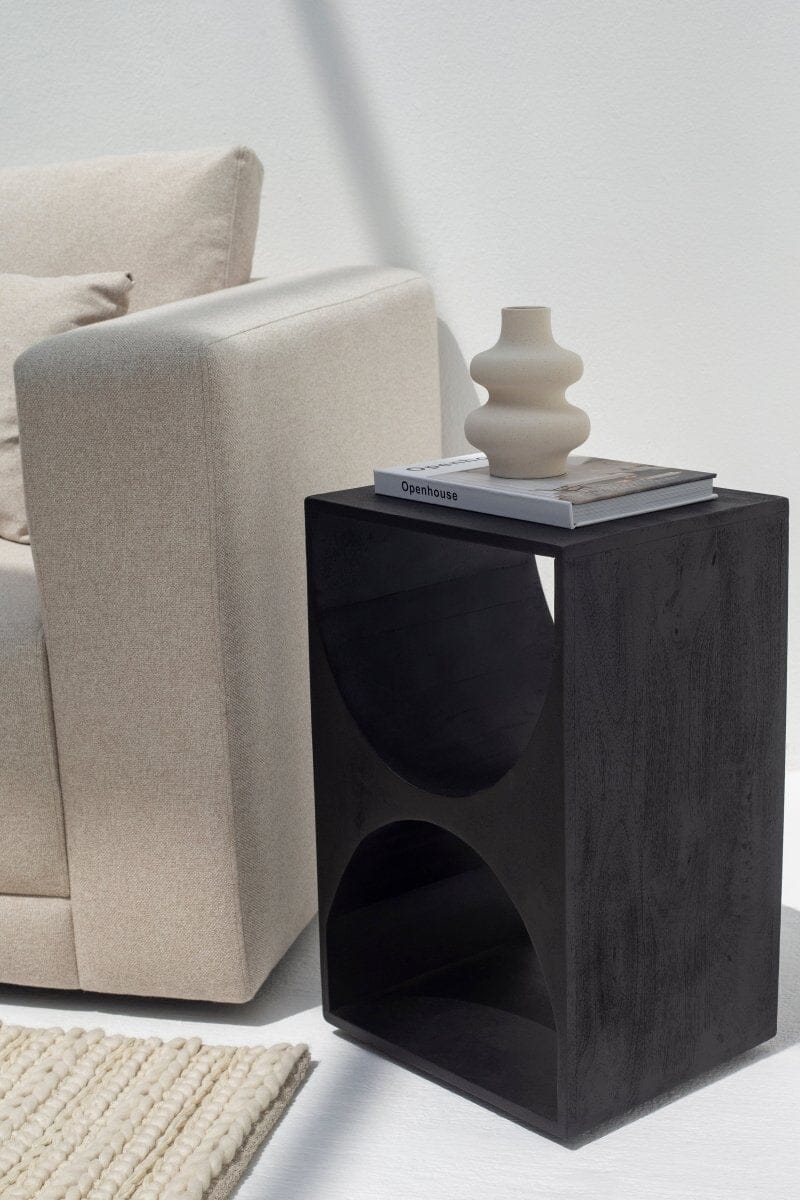 Vilnius Crescent Black Painted Side Table Side Table Homekode 