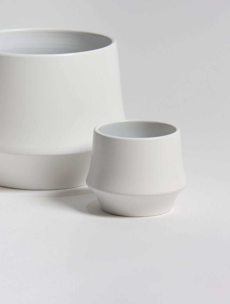 Ivory Twist Ceramic Pot (3 Sizes) FLO 